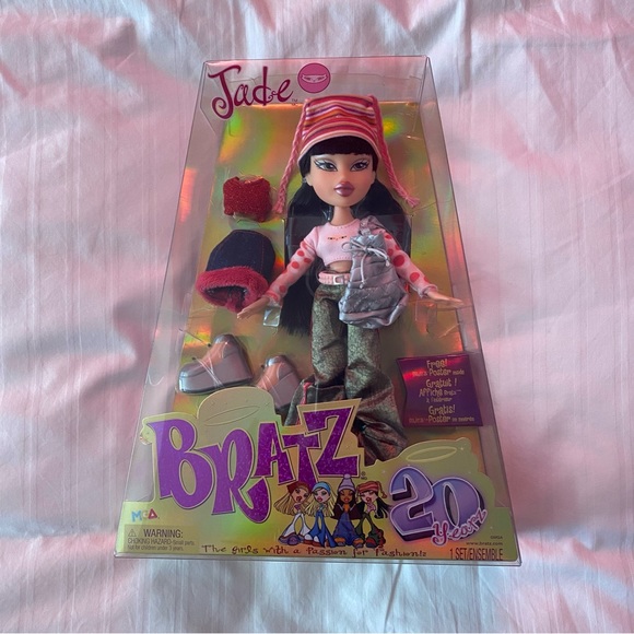 COPY - NIB NRFB bratz 20th anniversary jade 2021 reproduction doll - Picture 1 of 8